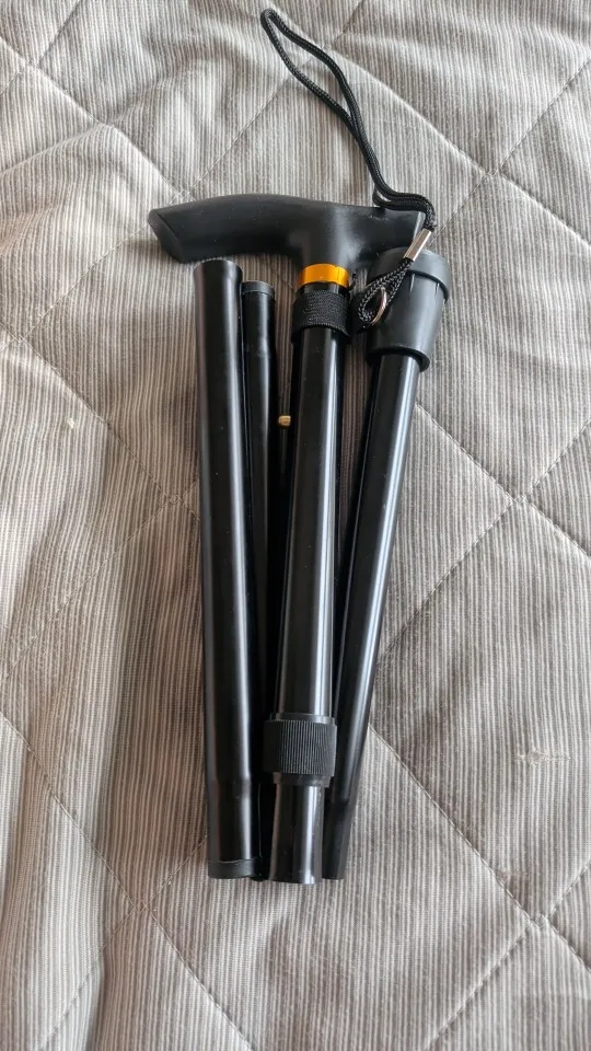 Foto de un comprador: Bastón para adulto mayor plegable y ligero de 86,5 cm