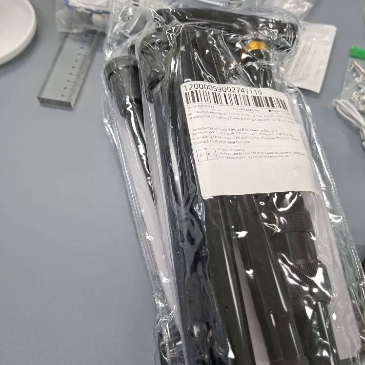 Foto de un comprador: Bastón para adulto mayor plegable y ligero de 86,5 cm