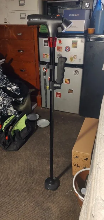 Foto de un comprador: BastÃ³n plegable telescÃ³pico con luz LED y alarma sonora