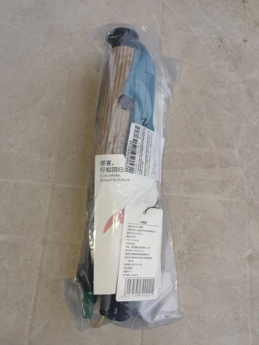 Foto de un comprador: Bastón de trekking de fibra de carbono en cinco secciones