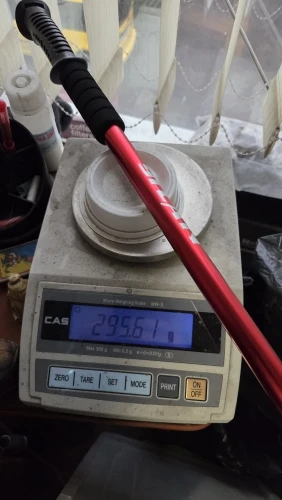 Foto de un comprador: Bastón de senderismo de aluminio con absorción de impacto