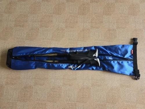 Foto de un comprador: Bastón de trekking: funda plegable para guardar dos
