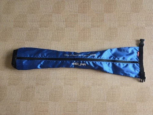 Foto de un comprador: Bastón de trekking: funda plegable para guardar dos