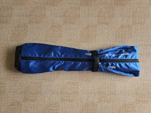 Foto de un comprador: Bastón de trekking: funda plegable para guardar dos