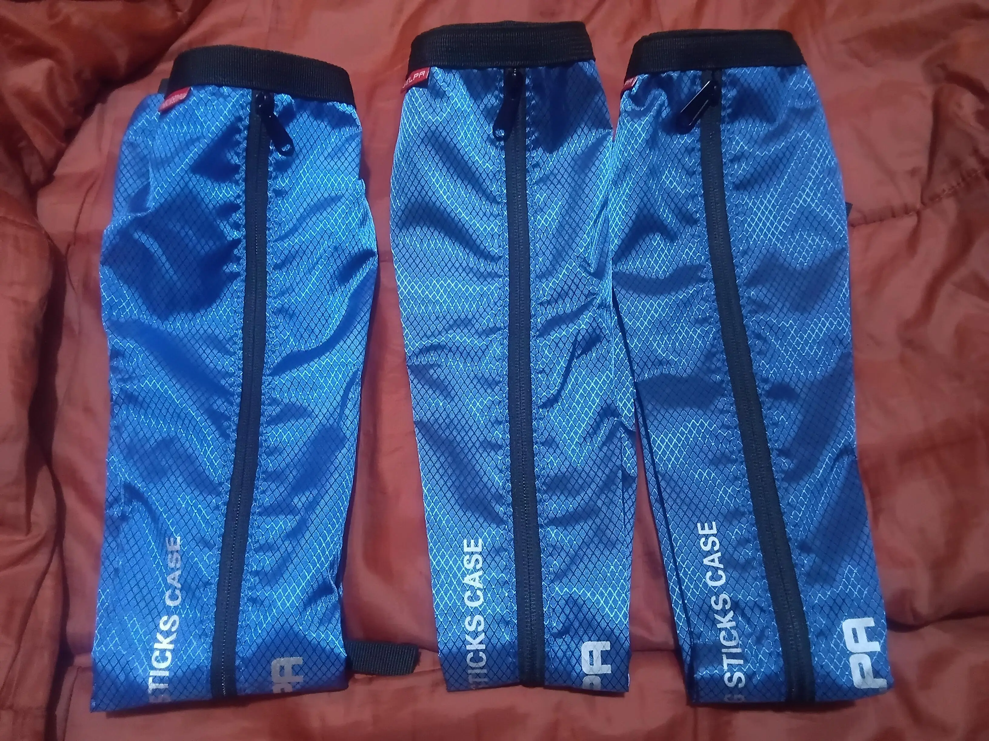 Foto de un comprador: Bastón de trekking: funda plegable para guardar dos